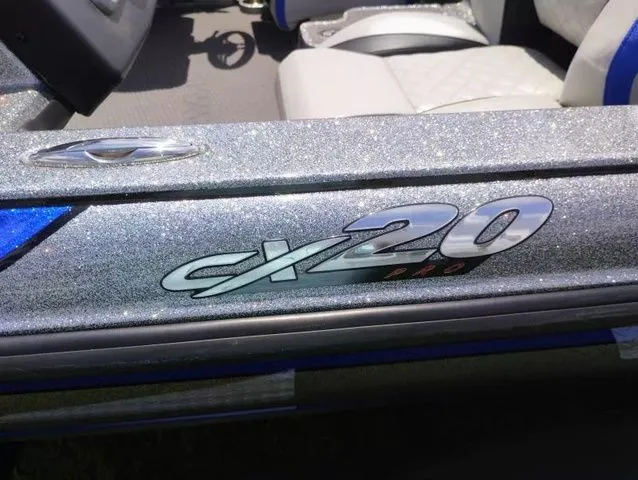 Slide: The Image of Caymas CX 20 PRO 2022 - 23