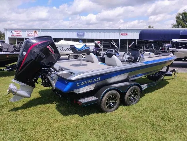 Slide: The Image of Caymas CX 20 PRO Bass Boat 2022 - 13