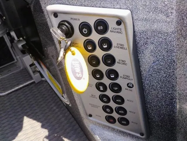 Slide: The Image of Caymas CX 20 PRO Bass Boat 2022 - 3