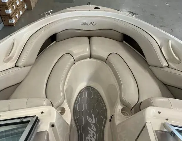 Slide: The Image of Sea Ray BR Bowrider 2003 - 13