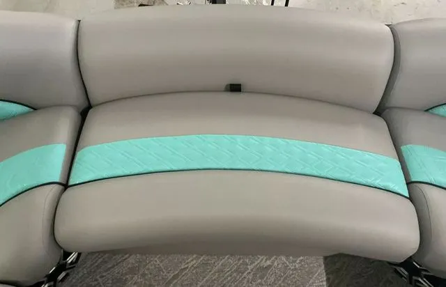 Slide: The Image of JC SWINGBACK 25TT SPORT HTH Tritoon 2026 - 15