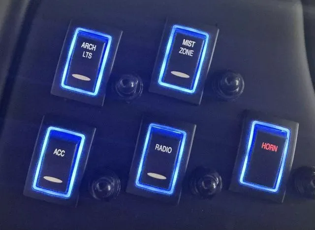 Slide: The Image of JC SWINGBACK 25TT SPORT HTH Tritoon 2026 - 19