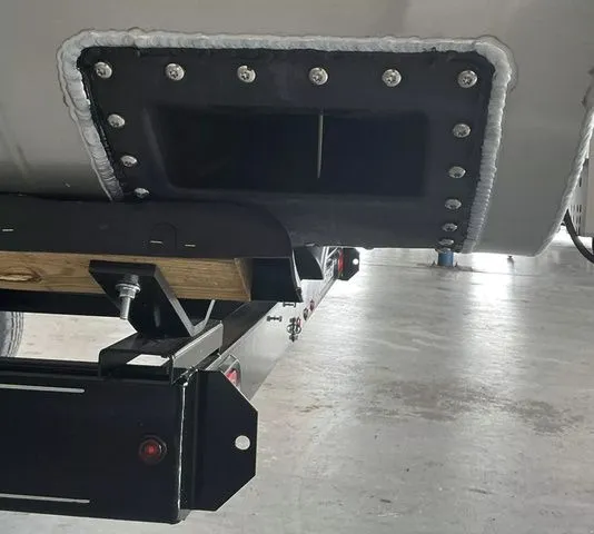 Slide: The Image of JC SWINGBACK 25TT SPORT HTH Tritoon 2026 - 30