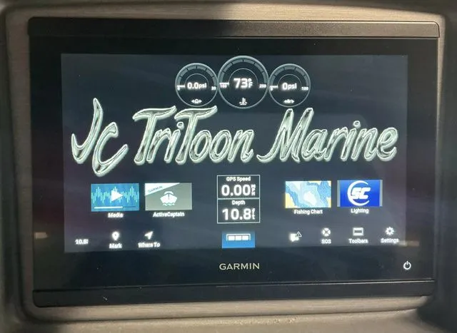 Slide: The Image of JC Manufacturing SWINGBACK 25TT SPORT HTH Tritoon 2026 - 11