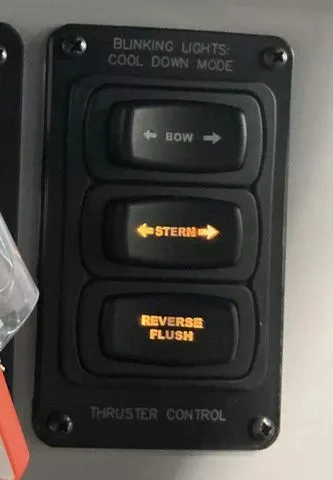 Slide: The Image of JC Manufacturing SWINGBACK 25TT SPORT HTH Tritoon 2026 - 22