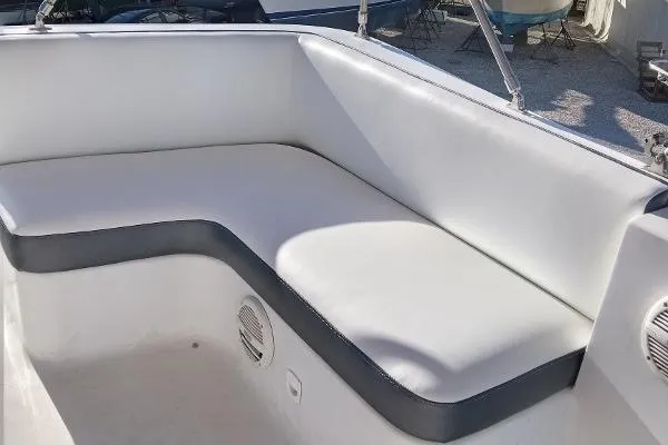 Slide: The Image of Mainship Sedan Bridge 1994 - 5