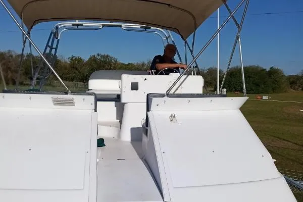 Slide: The Image of Mainship Sedan Bridge 1994 - 7