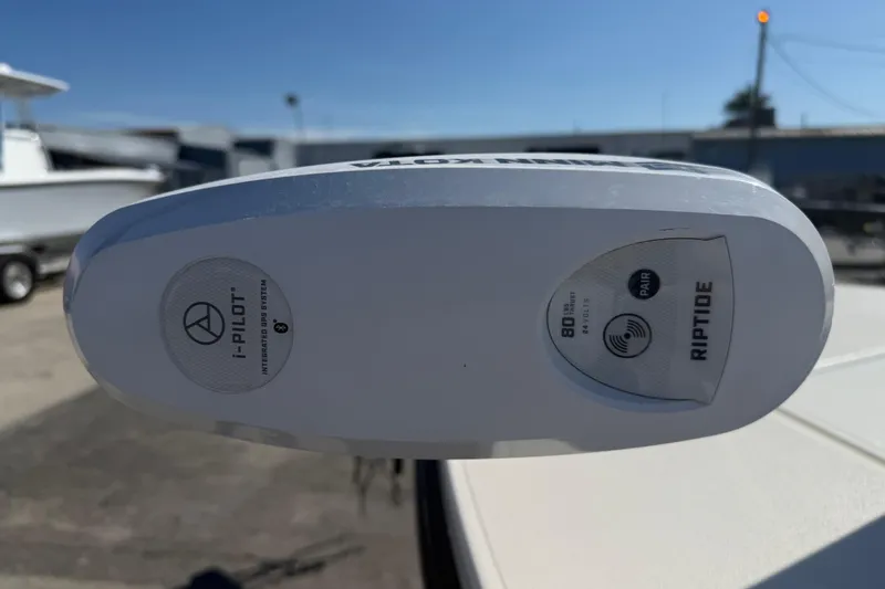 Slide: The Image of Minn Kota Riptide i-Pilot trolling motor on 2016 Maverick Mirage 18 HPX-V boat. - 3