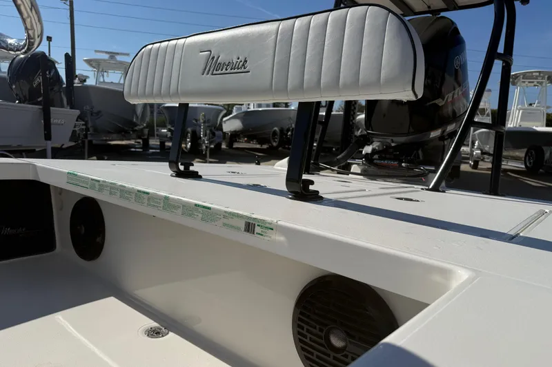 Slide: The Image of 2016 Maverick Mirage 18 HPX-V boat interior with seating and Yamaha engine. - 8
