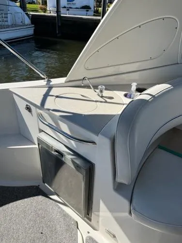 Slide: The Image of Bayliner 340 Cruiser 2008 - 3