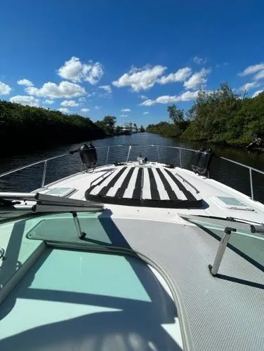 Slide: The Image of Bayliner 340 Cruiser 2008 - 4