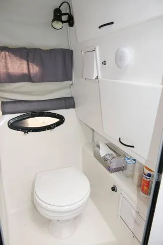 Slide: The Image of Thundercraft 240 Express 1992 - 9