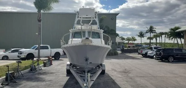 Slide: The Image of Parker Marine 2320 Sport Cabin 2019 - 5