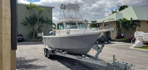 Slide: The Image of Parker Marine 2320 Sport Cabin 2019 - 6