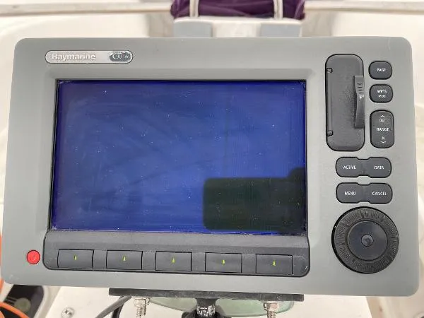 Slide: The Image of Catalina 400 MK II 1999 - 8