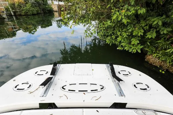 Slide: The Image of Sea Ray 44 Sundancer 2006 - 4