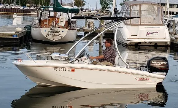 Slide: The Image of Boston Whaler 130 Super Sport 2019 - 0