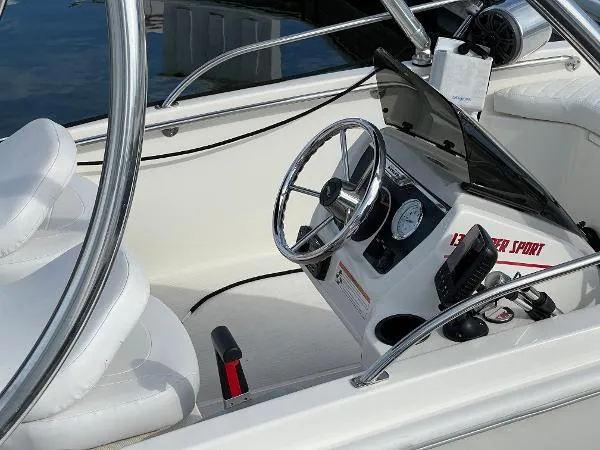 Slide: The Image of Boston Whaler 130 Super Sport 2019 - 4