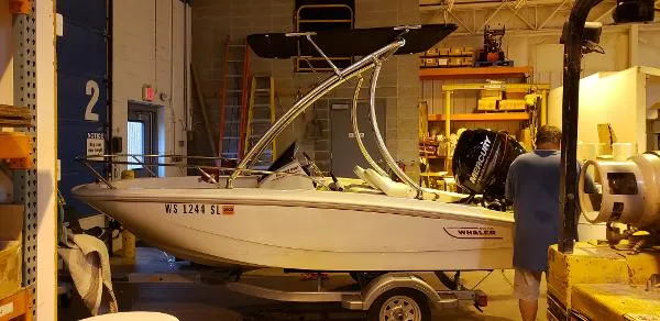 Slide: The Image of Boston Whaler 130 Super Sport 2019 - 6