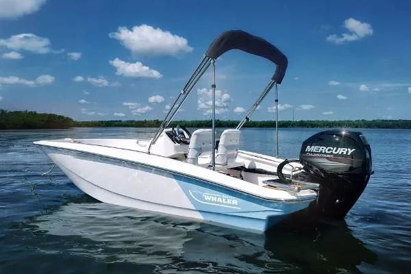 Slide: The Image of Boston Whaler 130 Super Sport 2019 - 7