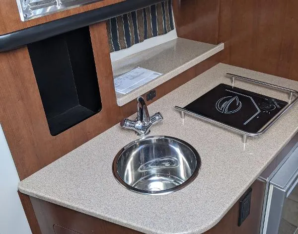 Slide: The Image of Crownline Boats 294 CR 2016 - 10