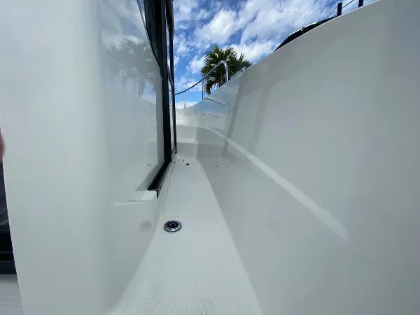 Slide: The Image of Jeanneau 795 Sport 2020 - 10