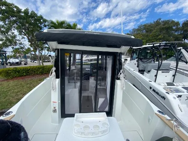 Slide: The Image of Jeanneau 795 Sport 2020 - 5