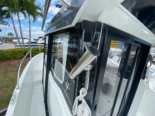 Slide: The Image of Jeanneau 795 Sport 2020 - 9