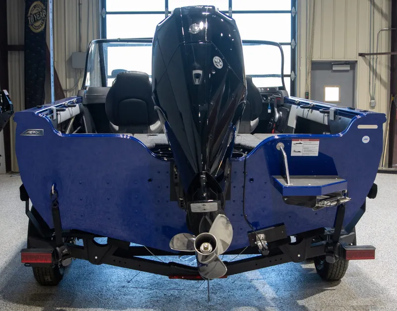 Slide: The Image of Crestliner 1850 Super Hawk 2026 - 7