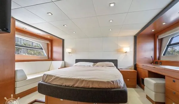 Slide: The Image of Prestige 620 S 2013 - 9