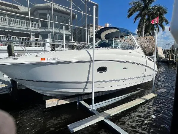 Slide: The Image of Sea Ray 280 Sundancer 2010 - 0