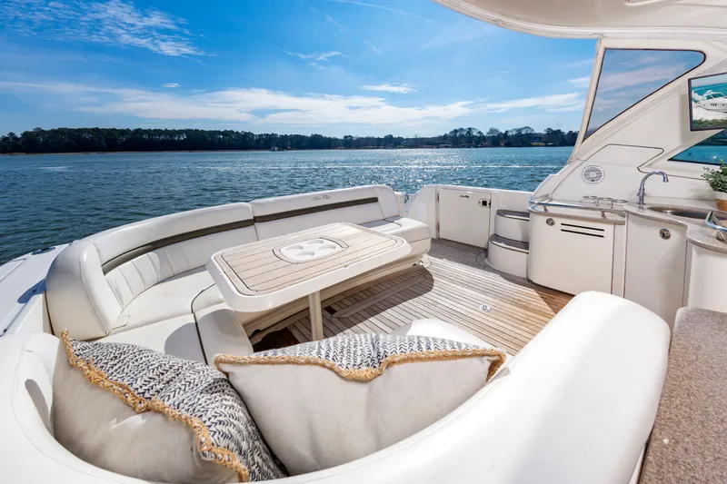 Slide: The Image of Sea Ray 48 Sundancer 2007 - 10