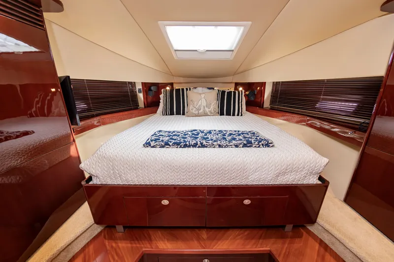 Slide: The Image of Sea Ray 48 Sundancer 2007 - 23