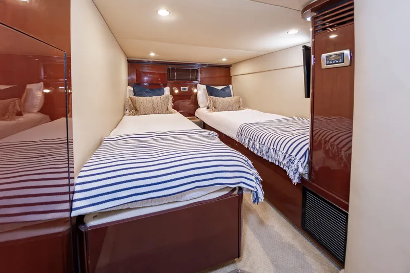 Slide: The Image of Sea Ray 48 Sundancer 2007 - 35