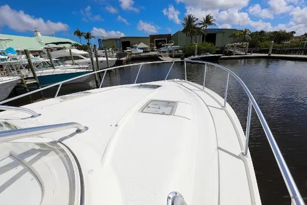 Slide: The Image of SeaVee 43 Express 2010 - 4