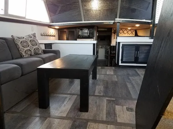 Slide: The Image of Silverton 40 Aft Cabin 1988 - 1