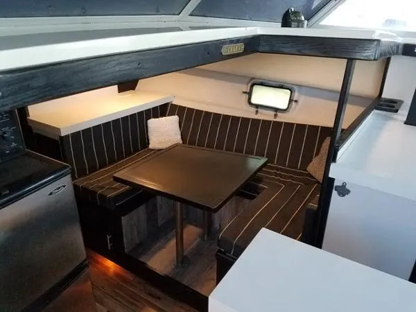 Slide: The Image of Silverton 40 Aft Cabin 1988 - 10
