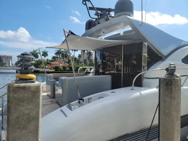 Slide: The Image of Mangusta 72 Hardtop w Doors 2010 - 7