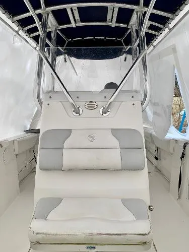 Slide: The Image of Edgewater 245CC 2010 - 9
