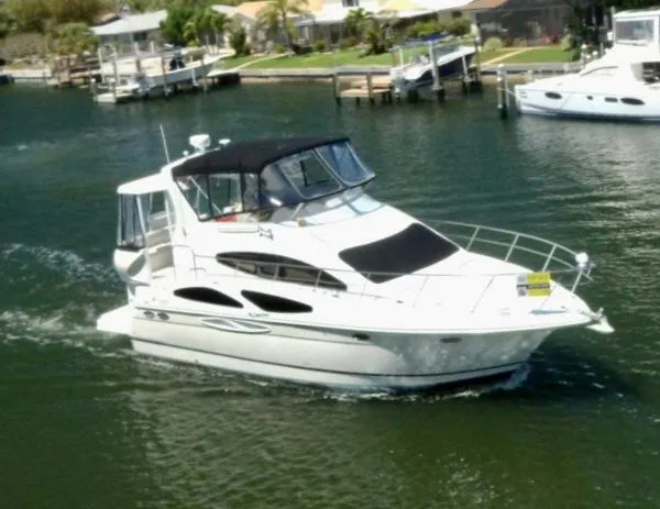 Slide: The Image of Cruisers 385 Motoryacht 2006 - 2