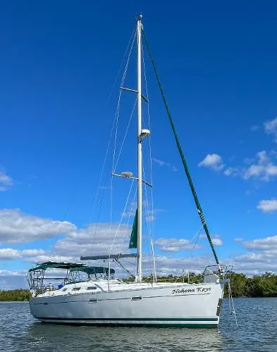 Slide: The Image of Beneteau 393 2004 - 3