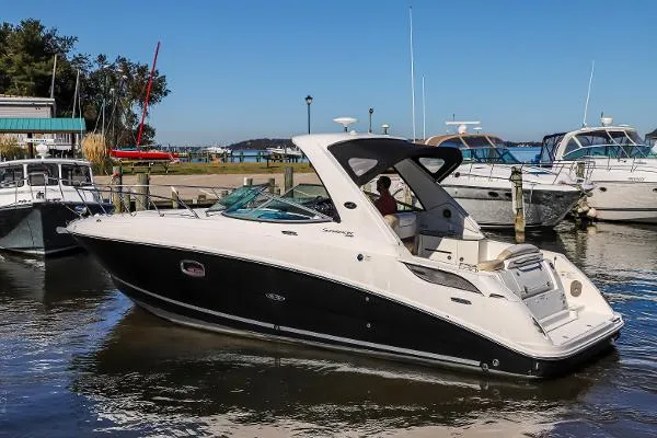 Slide: The Image of Sea Ray 310 Sundancer 2013 - 1