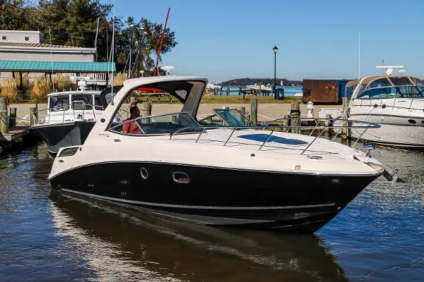 Slide: The Image of Sea Ray 310 Sundancer 2013 - 5