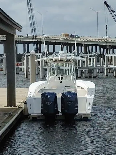 Slide: The Image of Regulator Marine 32 Forward Seating 2012 - 3