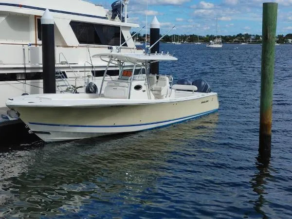 Slide: The Image of Regulator Marine 32 Forward Seating 2012 - 4