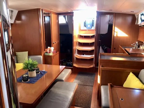 Slide: The Image of Beneteau 45 Oceanis 2012 - 8