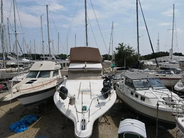 Slide: The Image of Sea Ray 440 Aft Cabin 1989 - 1