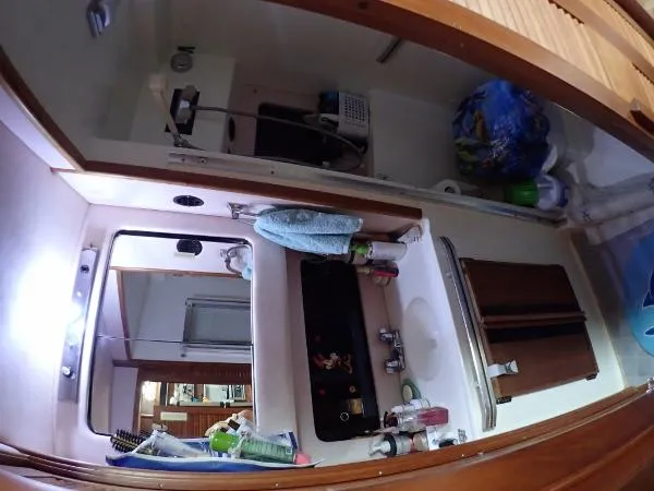 Slide: The Image of Sea Ray 440 Aft Cabin 1989 - 3