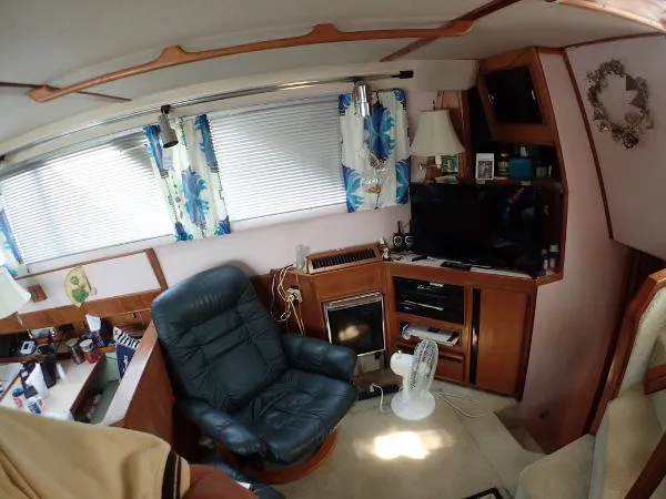 Slide: The Image of Sea Ray 440 Aft Cabin 1989 - 8