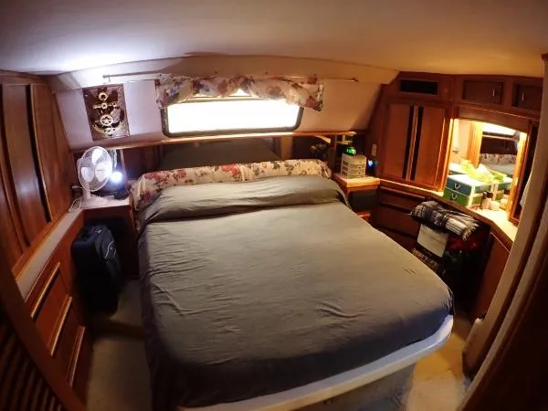 Slide: The Image of Sea Ray 440 Aft Cabin 1989 - 9